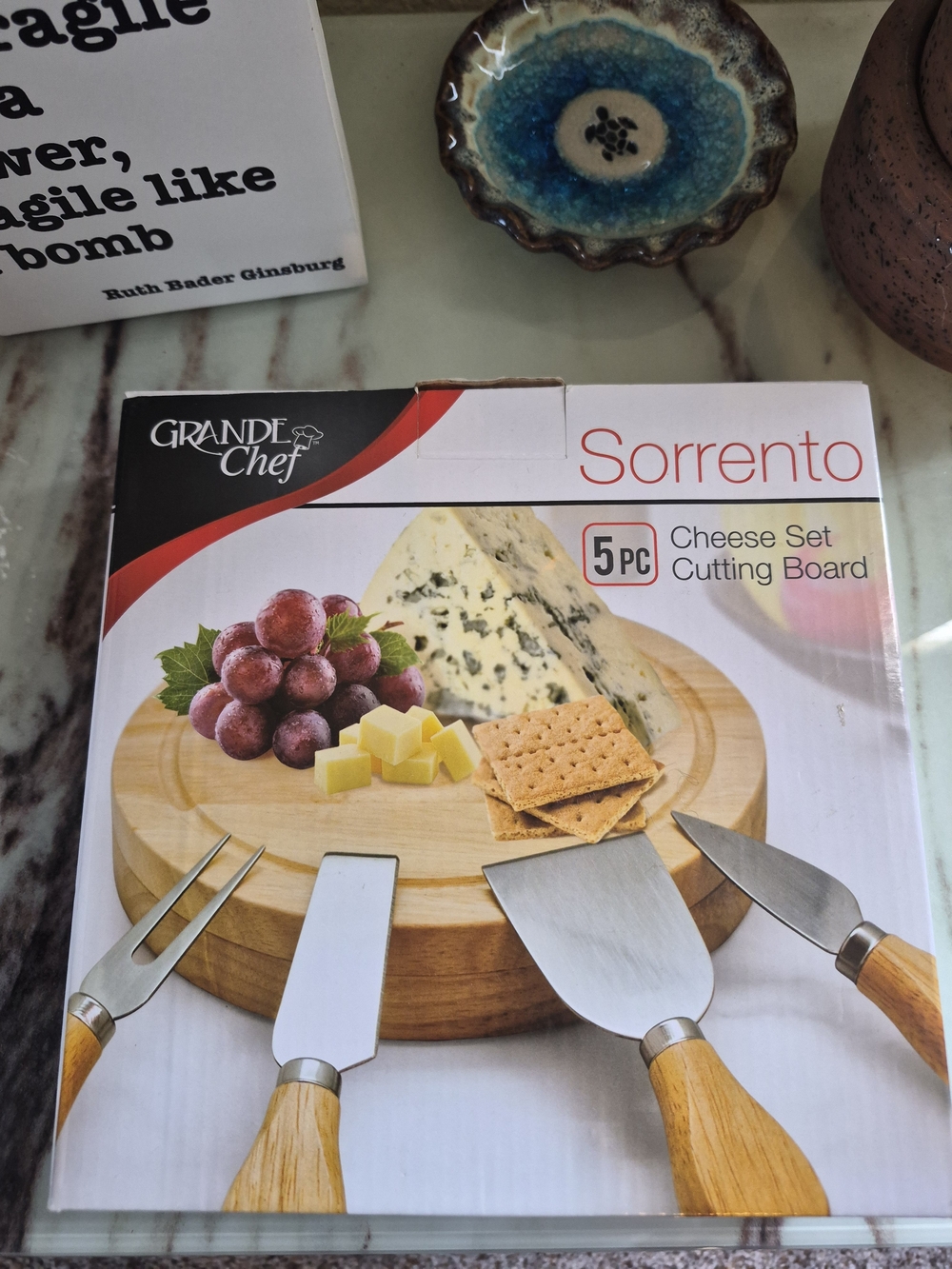 Sorrento 5-Piece Cheese Set with Light Wood Handles